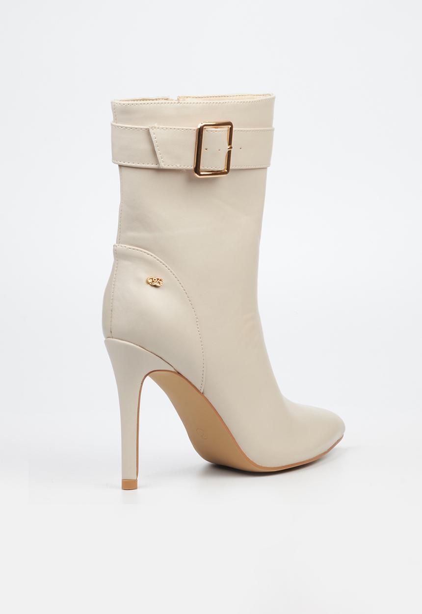 Miss Black - Boss 20 boot - bone