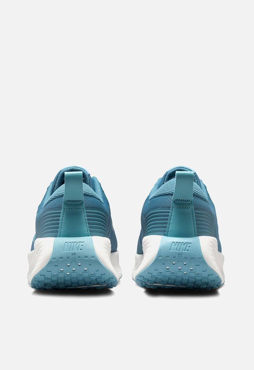 Nike - Nike Promina