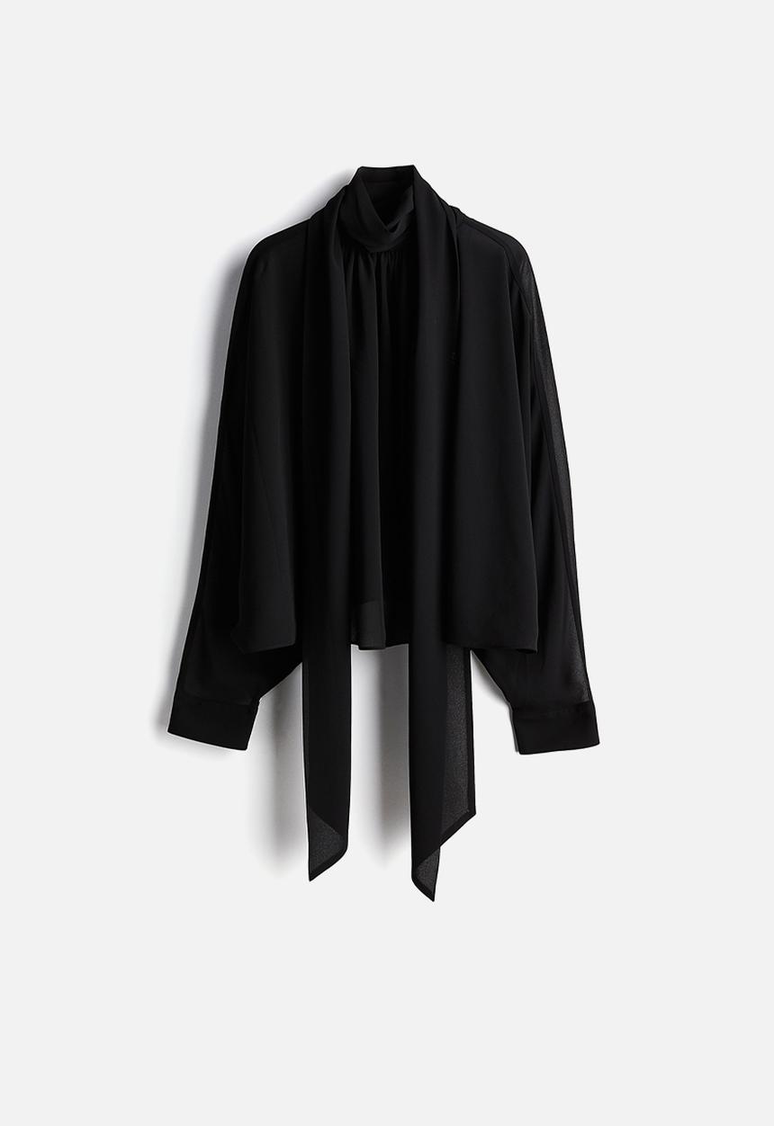 H&M - Tie-neck chiffon blouse - black