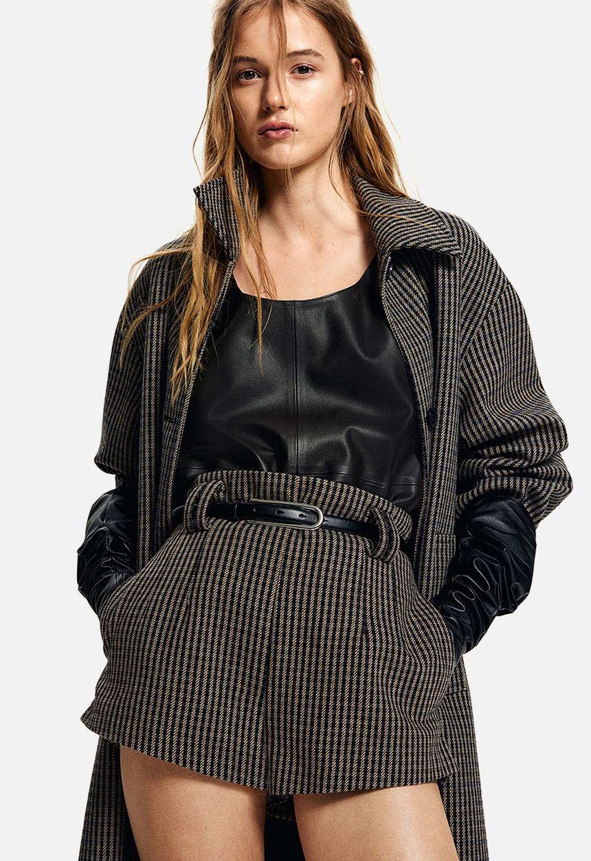 H&M - High-waisted mini shorts - dark brown/checked