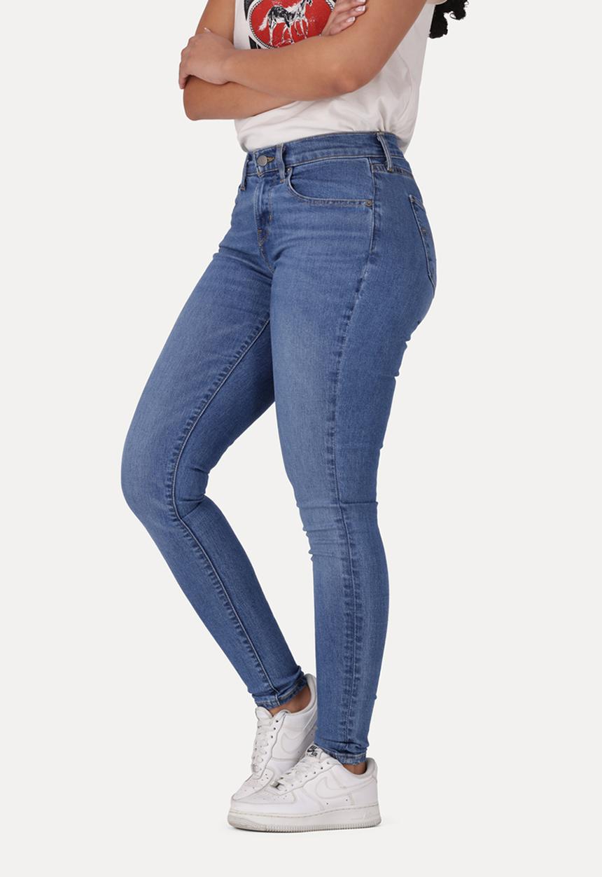 Levi’s® - Curvy Super Skinny - Kick Start