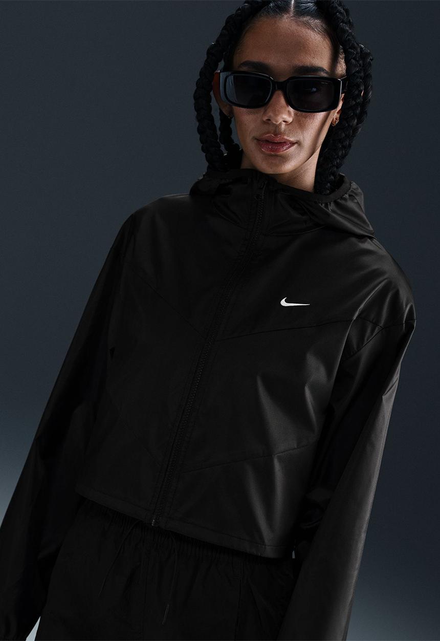 Nike - Nike Lightweight Jacket - Black/Black/White