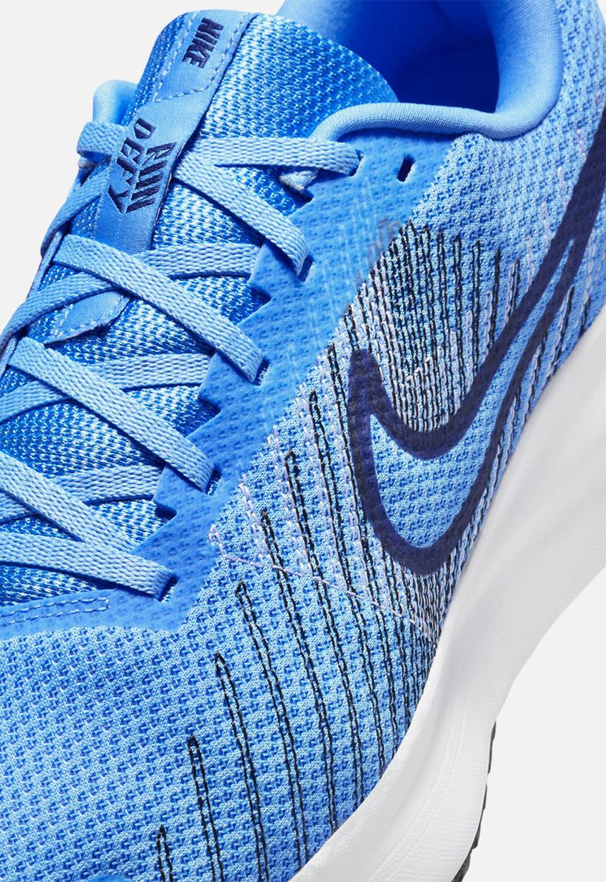 Nike - Nike Run Defy