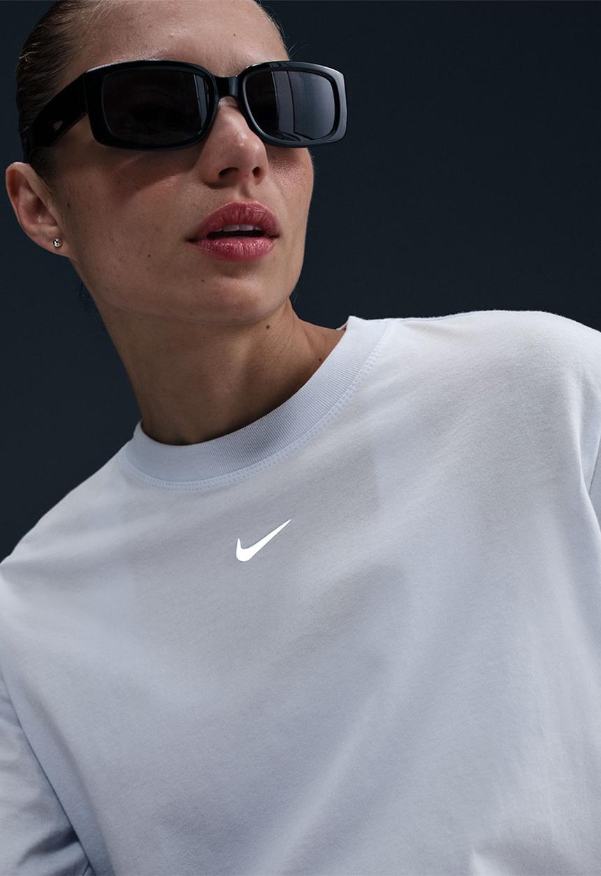 Nike - Nike Essentials Tee - Blue Tint