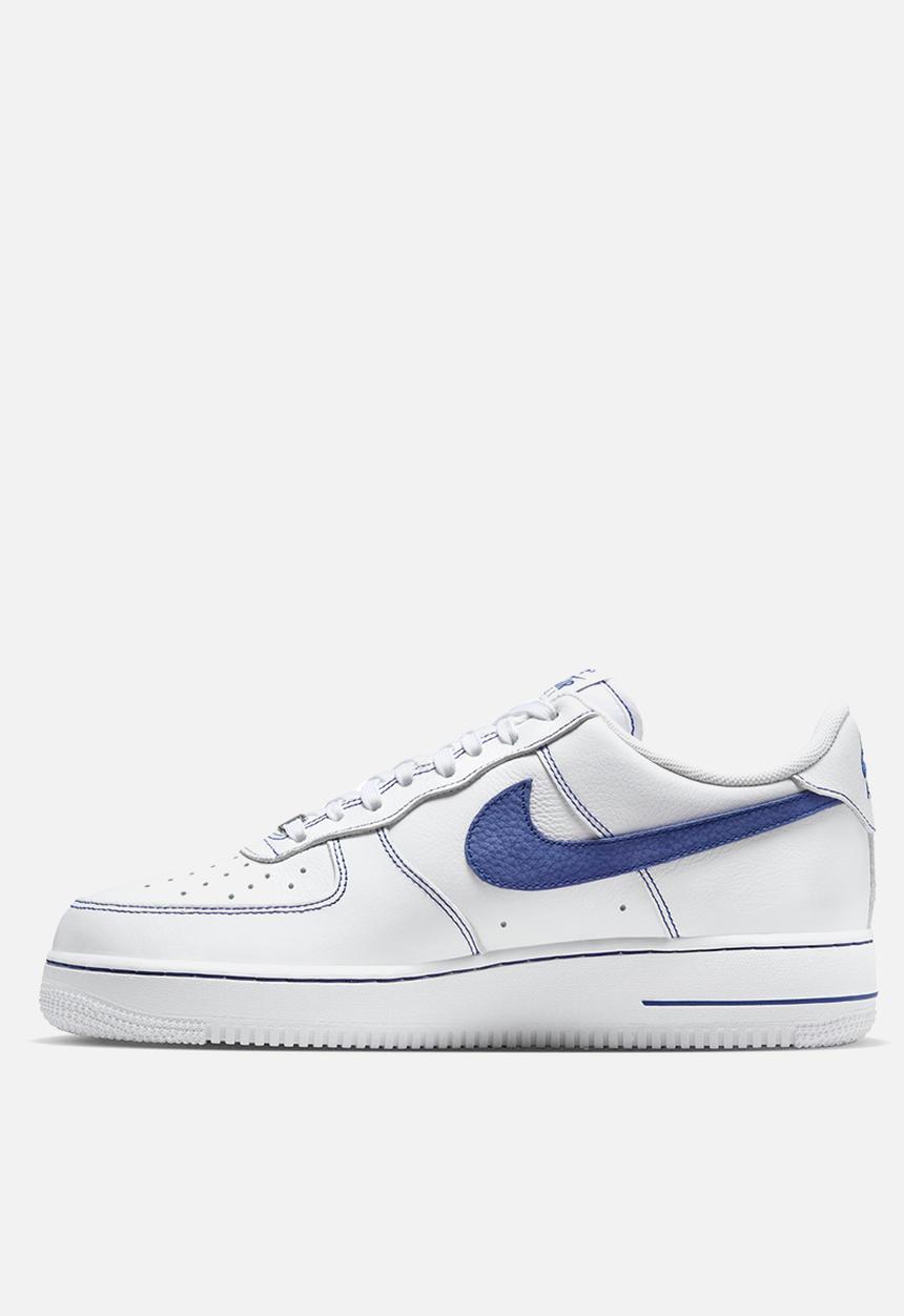 Nike - AIR FORCE 1 '07 LV8