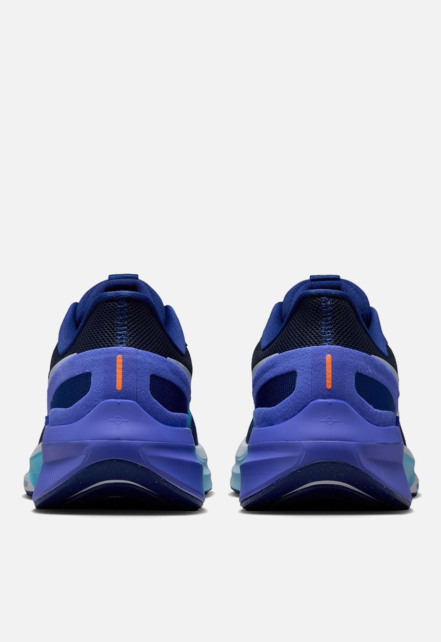 Nike - Nike Structure 25