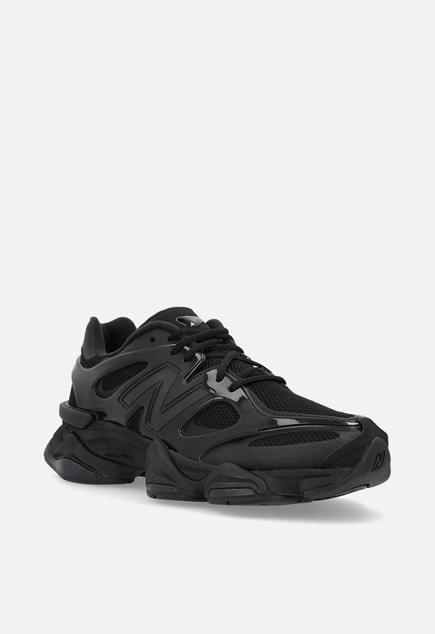 New Balance  - 9060 v1