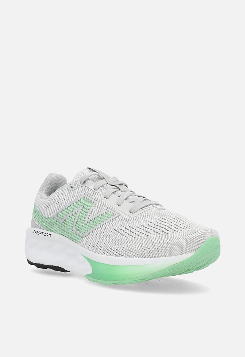 New Balance  - Fresh Foam 520 v9