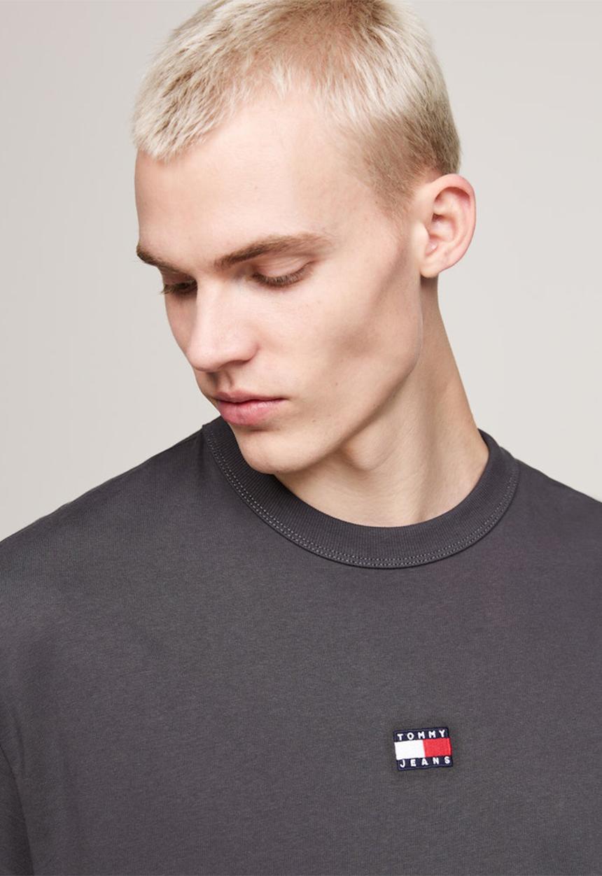 Tommy Hilfiger - Tjm Rlx Badge Tee - New Charcoal