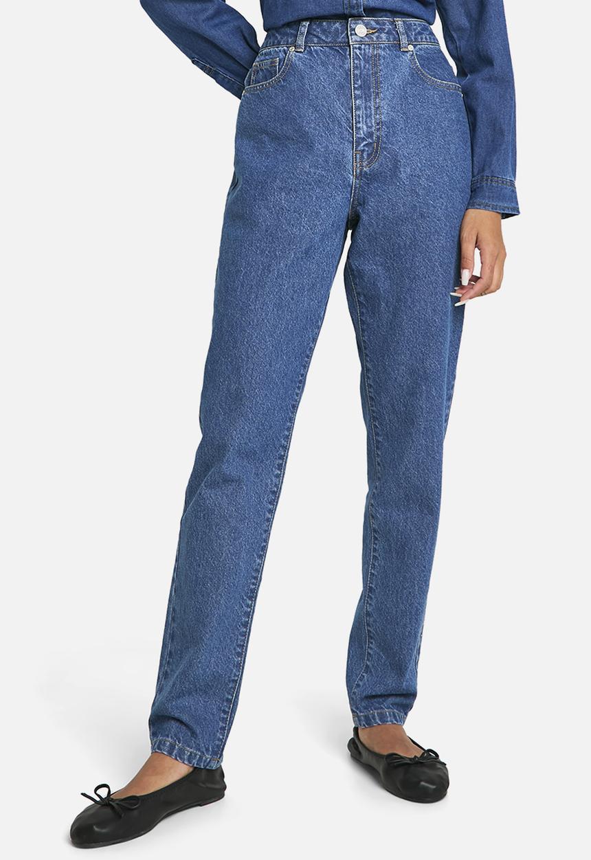 boohoo - Basics 32 Inch Leg High Waisted Slim Fit Jeans - Washed Indigo