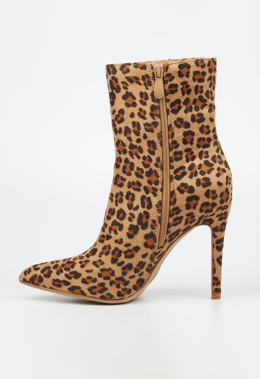 Miss Black - Boss 19 boot - leopard