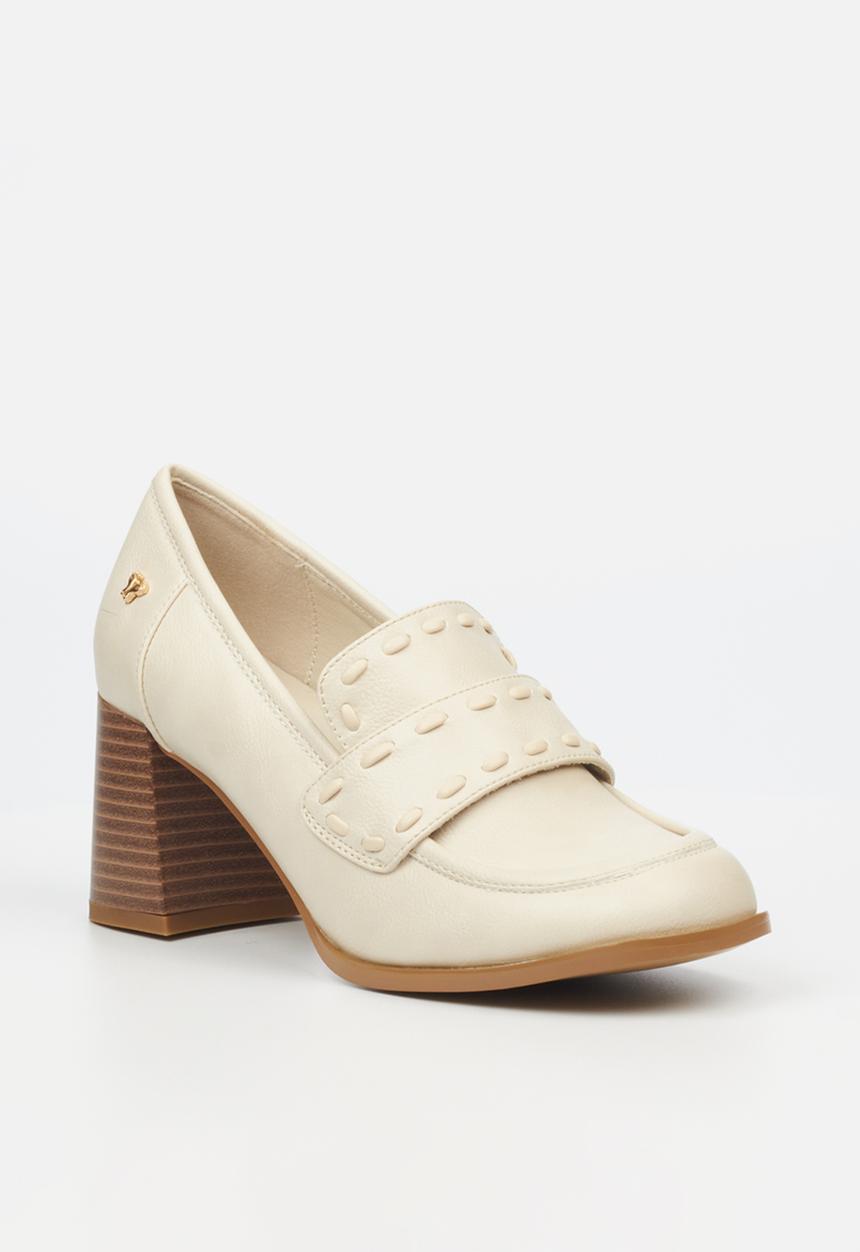 Butterfly Feet - Hanna 1 Loafer - Beige