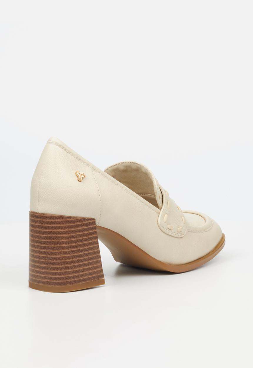 Butterfly Feet - Hanna 1 Loafer - Beige