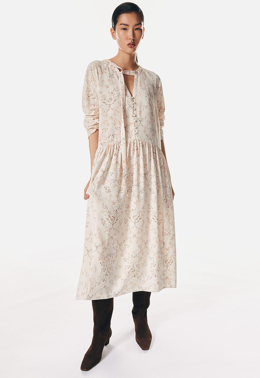 H&M - Tie-neck dress - powder pink/patterned