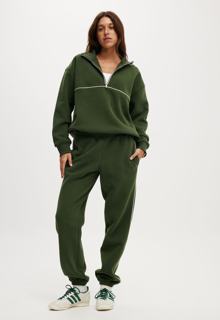 Cotton On - Plus Plush Essential Half Zip Jumper - Forest Green/Coconut Milk