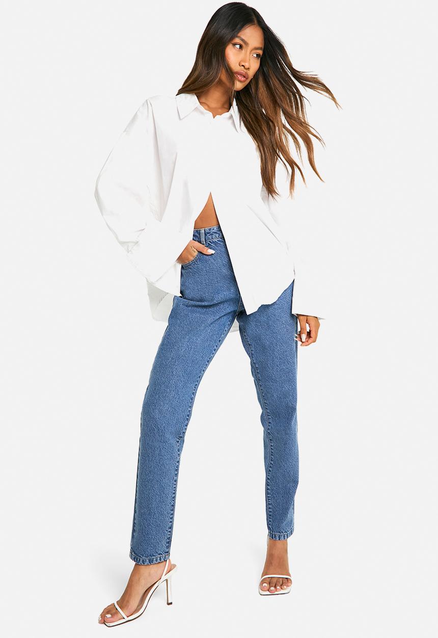 boohoo - Basics 32 Inch Leg High Waisted Slim Fit Mom Jeans - Vintage Blue