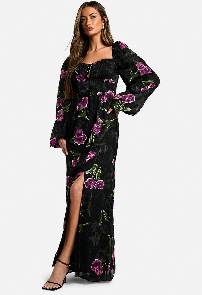 boohoo - Floral Burnout Milkmaid Maxi Dress - Black