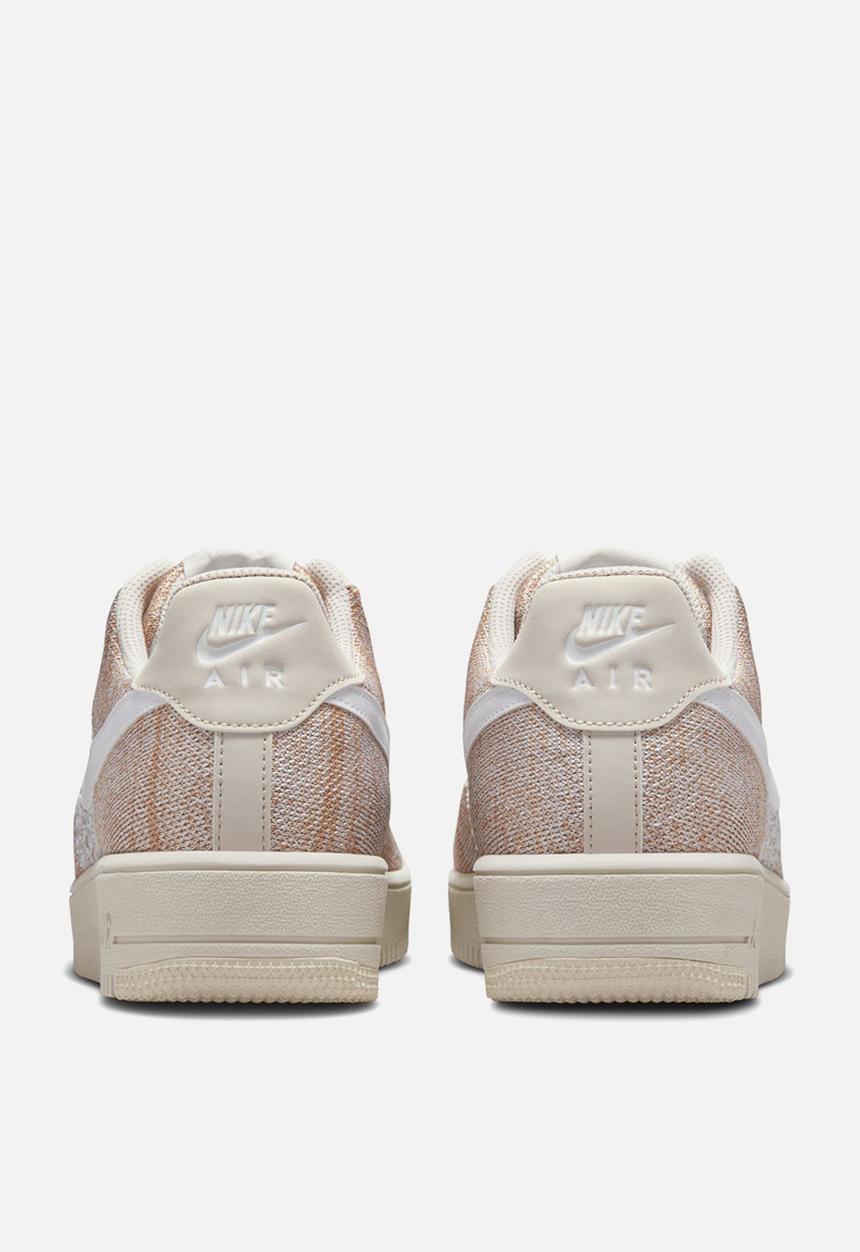 Nike - AIR FORCE 1 FLYKNIT 2.0