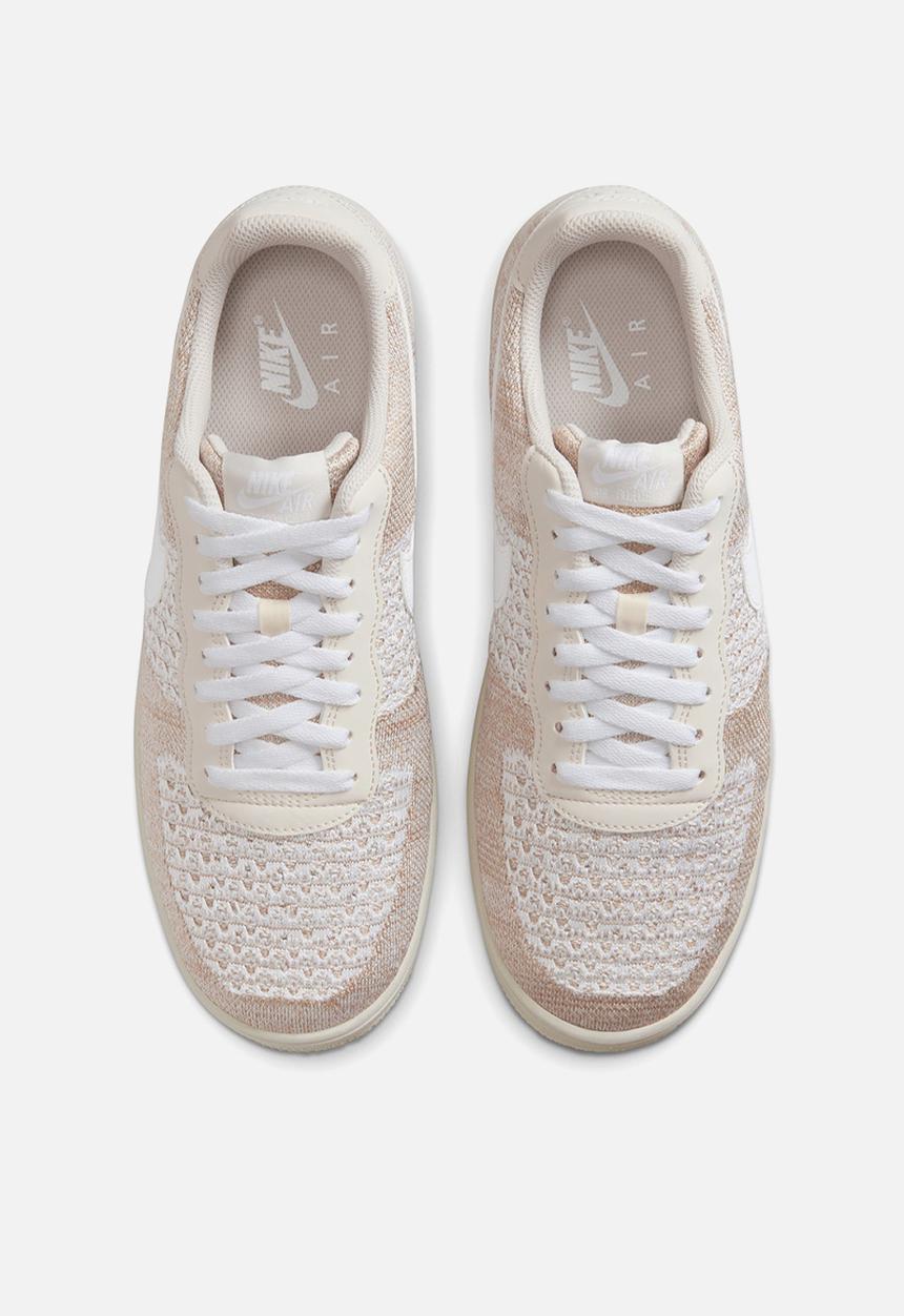 Nike - AIR FORCE 1 FLYKNIT 2.0