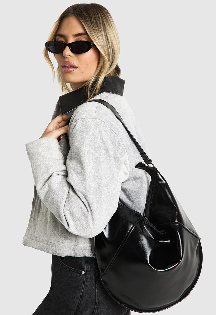 boohoo - Vinyl Oversized Round Shoulder Bag - black