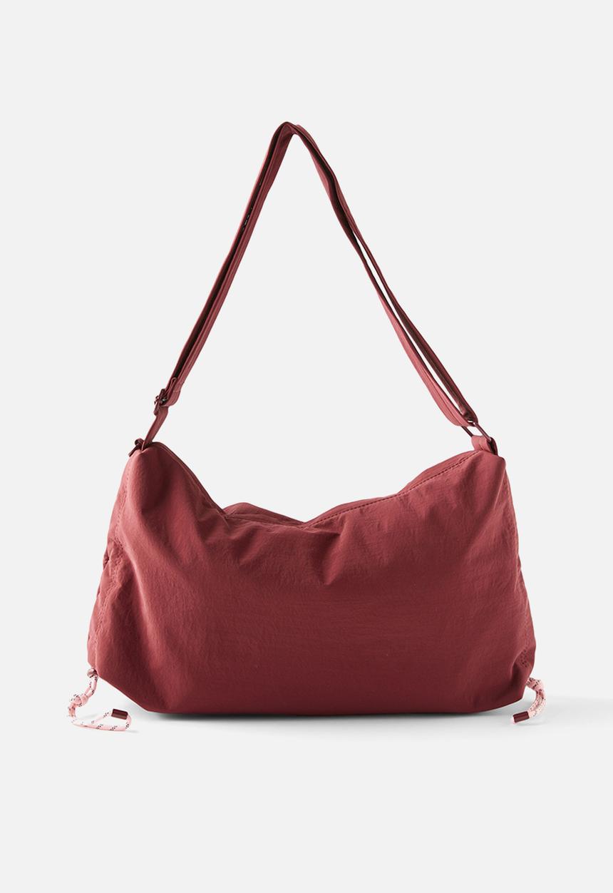 Rubi - Maddie crossbody bag - sour cherry