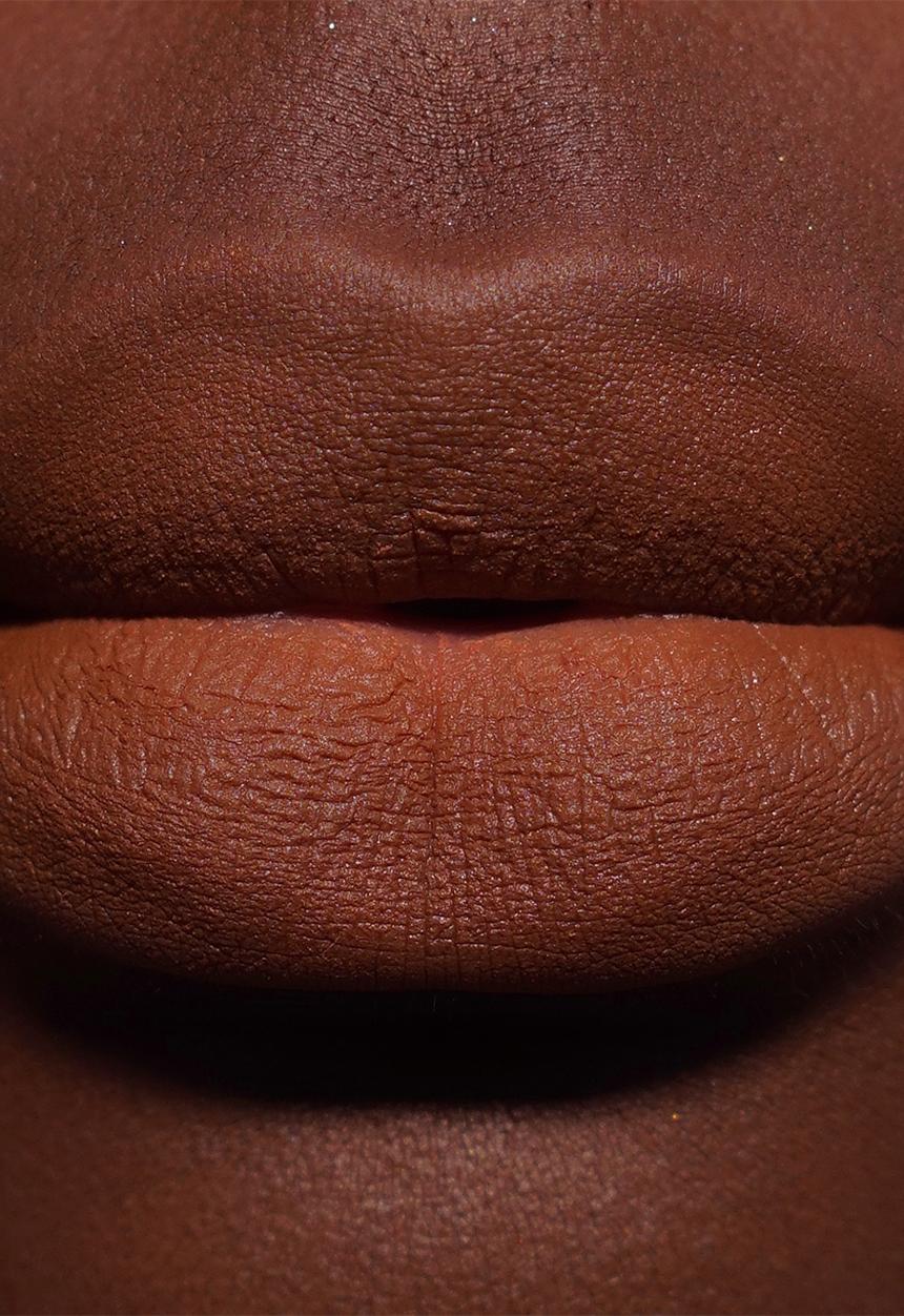 Revolution - Air Blur Matte Liquid Lipstick - Coco