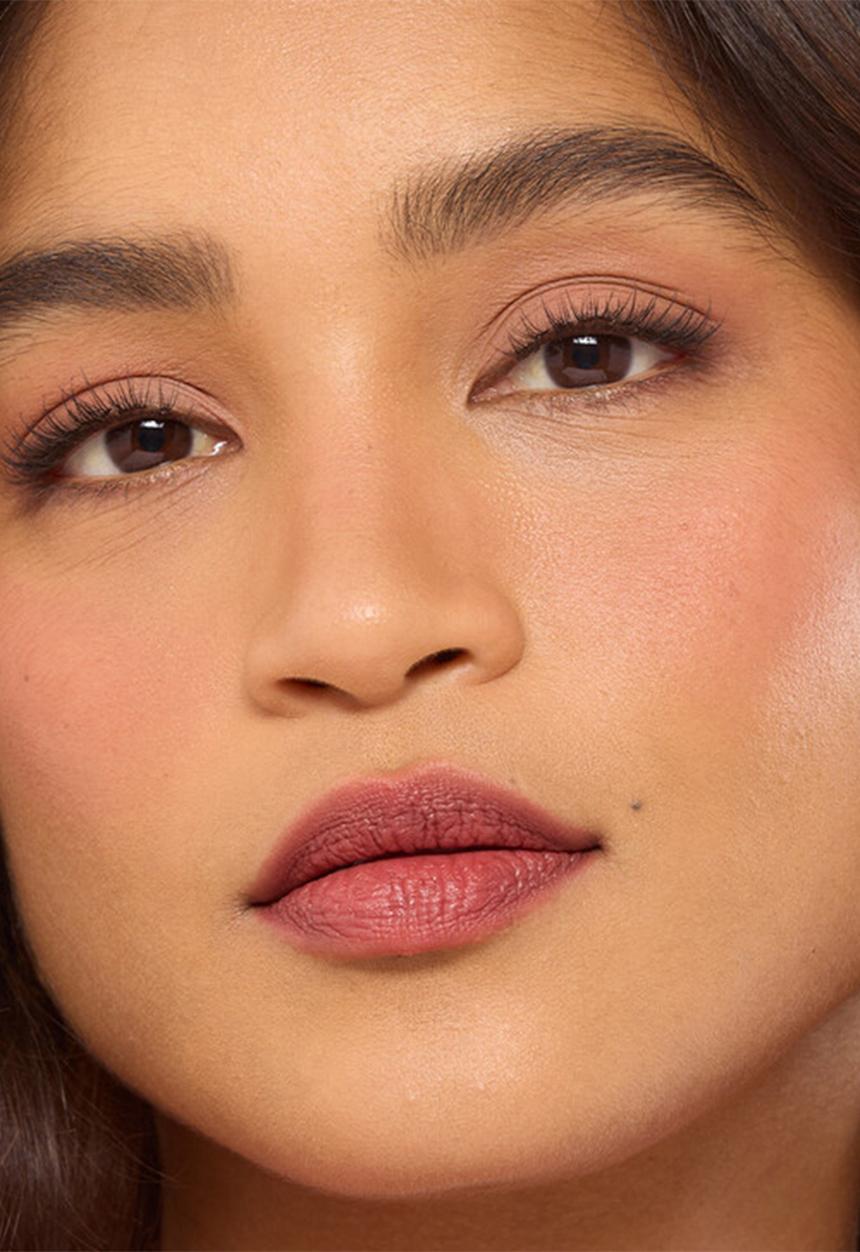 Revolution - Air Blur Matte Liquid Lipstick - Peachy