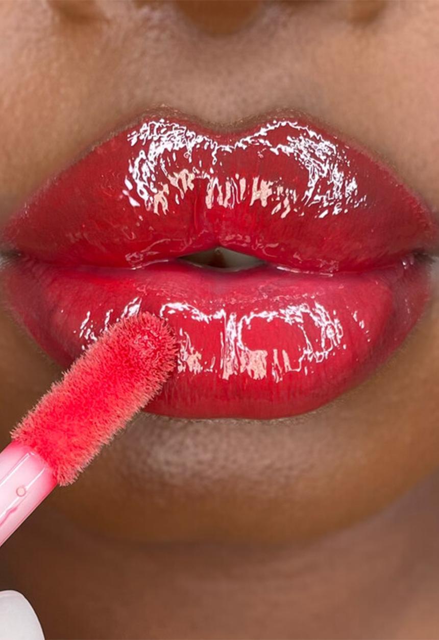 Revolution - Pout Bomb Plumping Gloss - Juicy Red