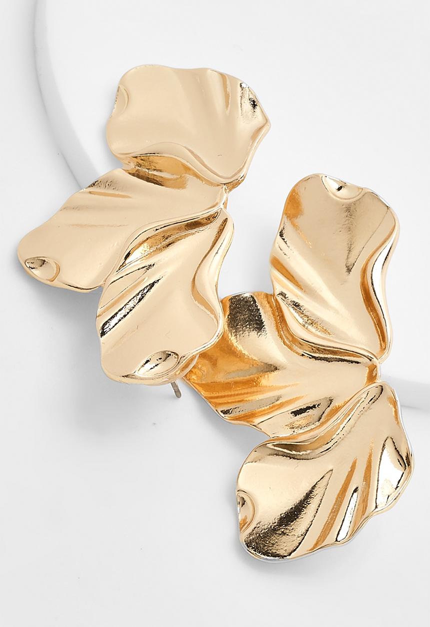boohoo - Petal Detail Statement Earrings - gold