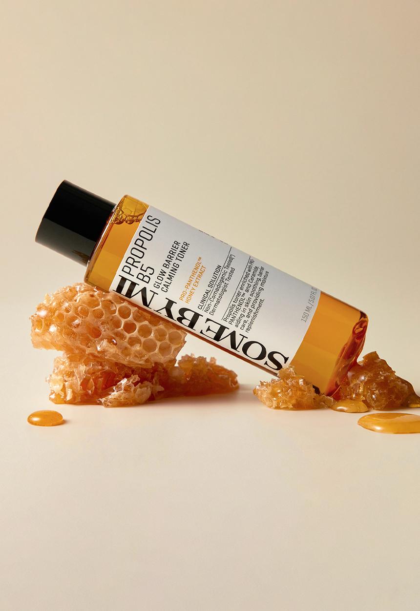 Some By Mi - Propolis B5 Glow Barrier Calming Toner