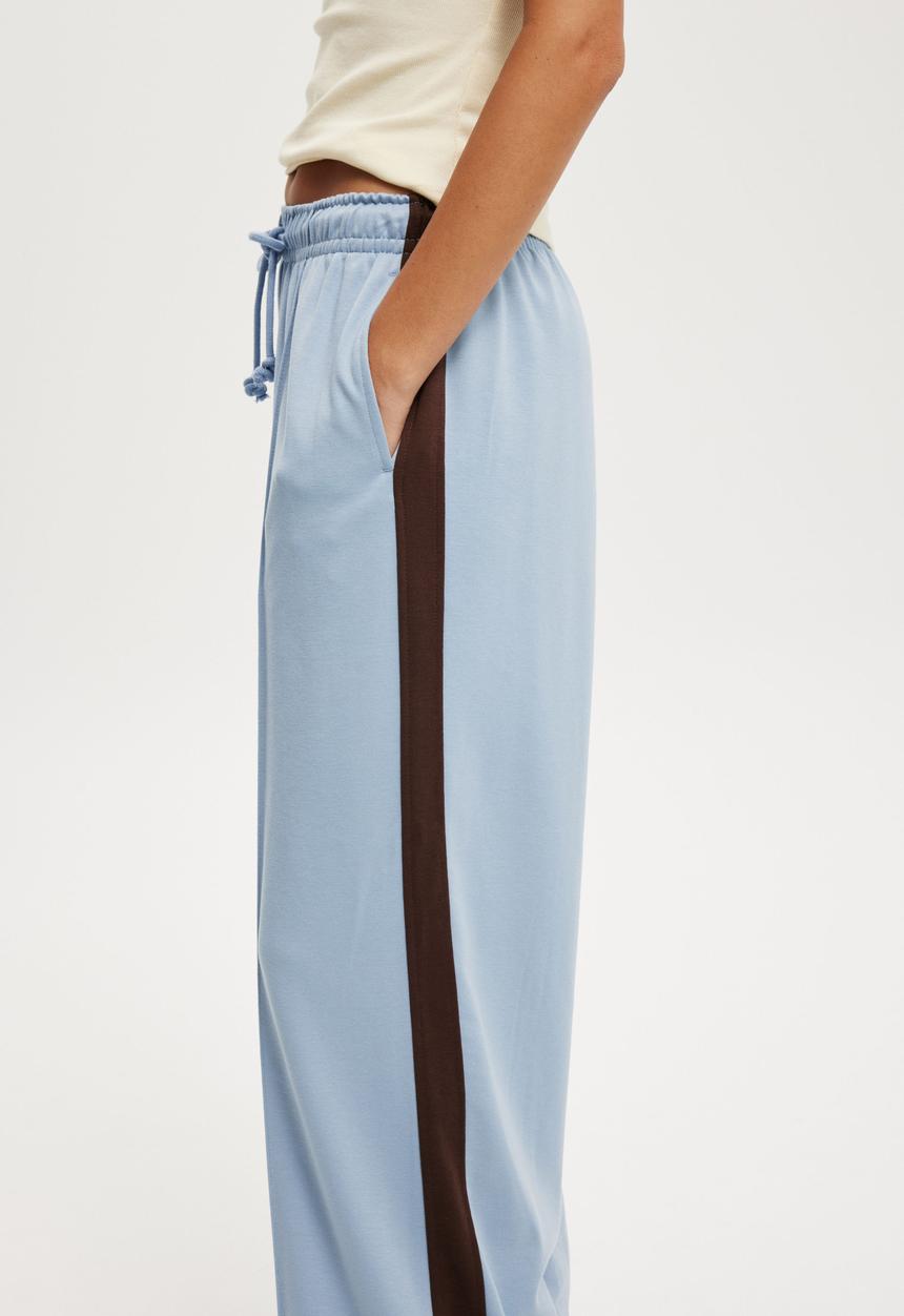 Cotton On - Retro super wide leg pant - dusk blue/chocolate
