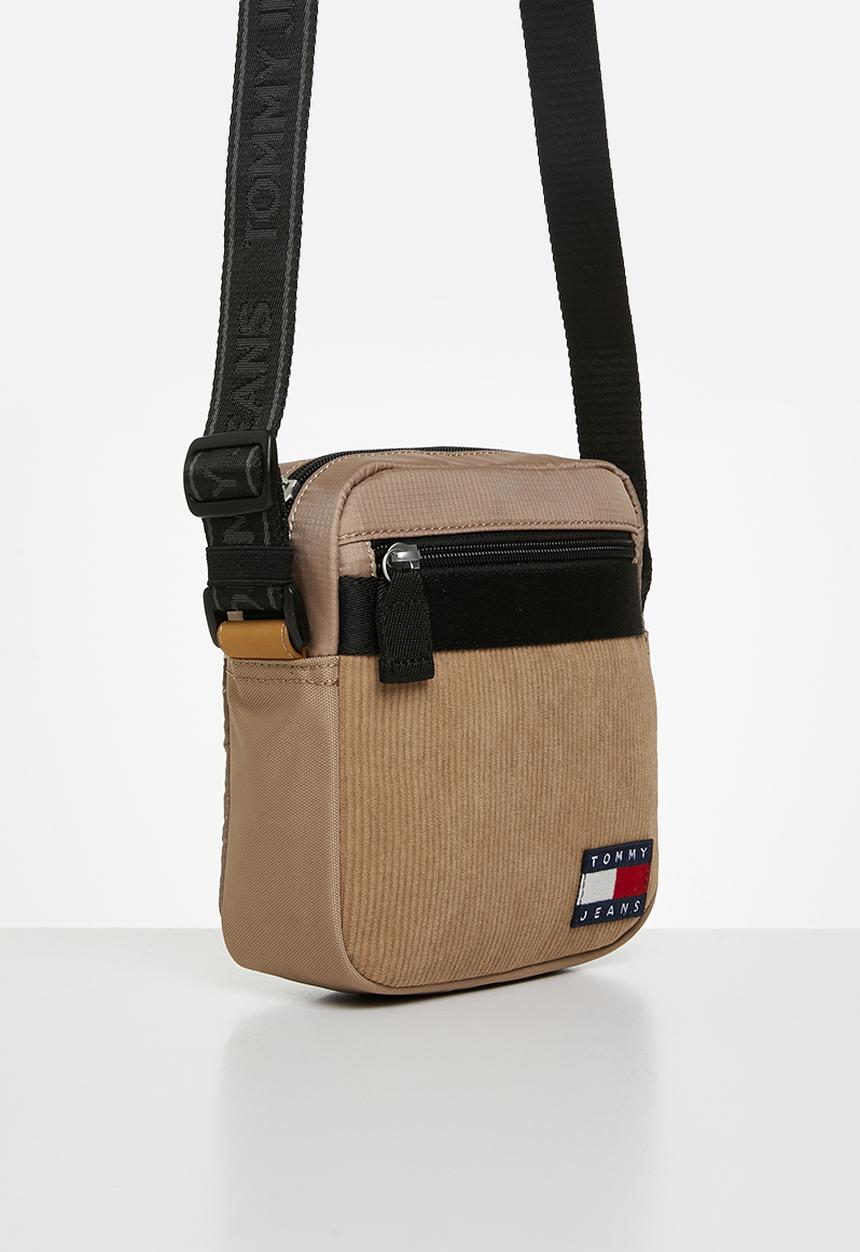 Tommy Hilfiger - Tjm Ess Daily Cord Reporter - Tawny Sand