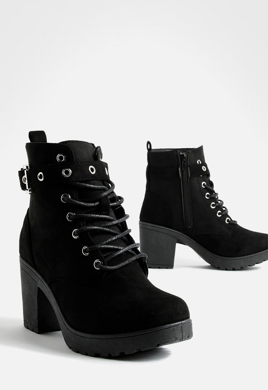 boohoo - Faux suede buckle lace up chunky hiker boots - black