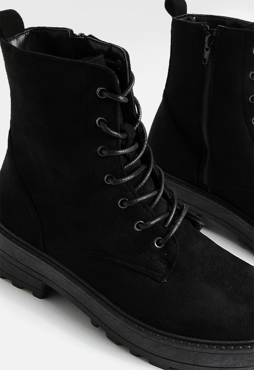 boohoo - Faux suede lace up chunky hiker boots - black