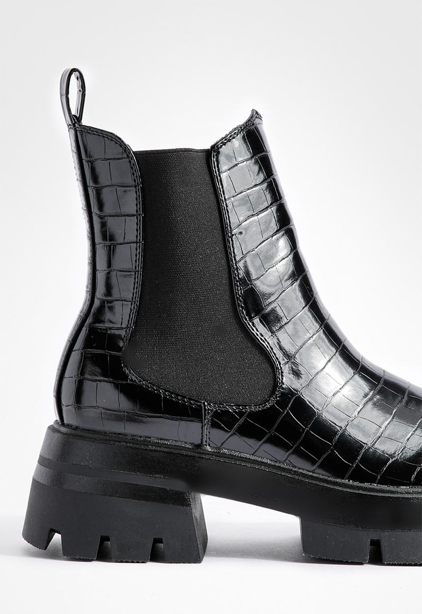 boohoo - Cleated sole chunky chelsea boots - black