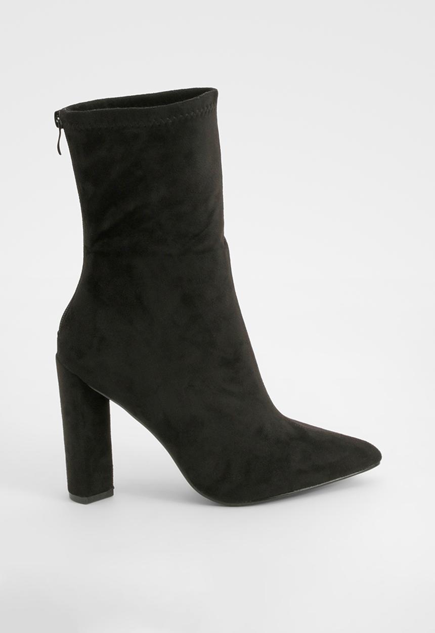 boohoo - Faux suede pointed block heel sock boots - black