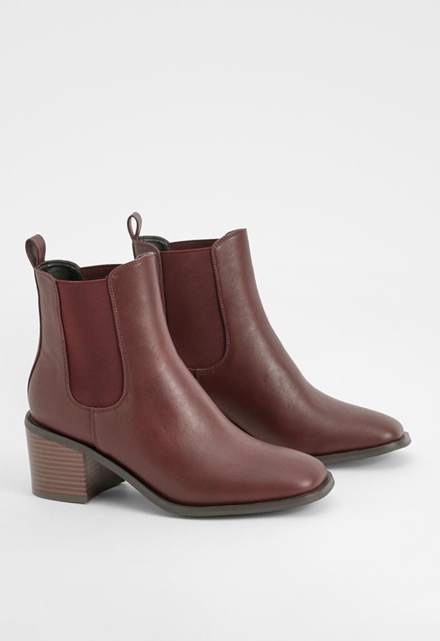 boohoo - Wooden Block Heel Tab Detail Shoe Boots - Oxblood