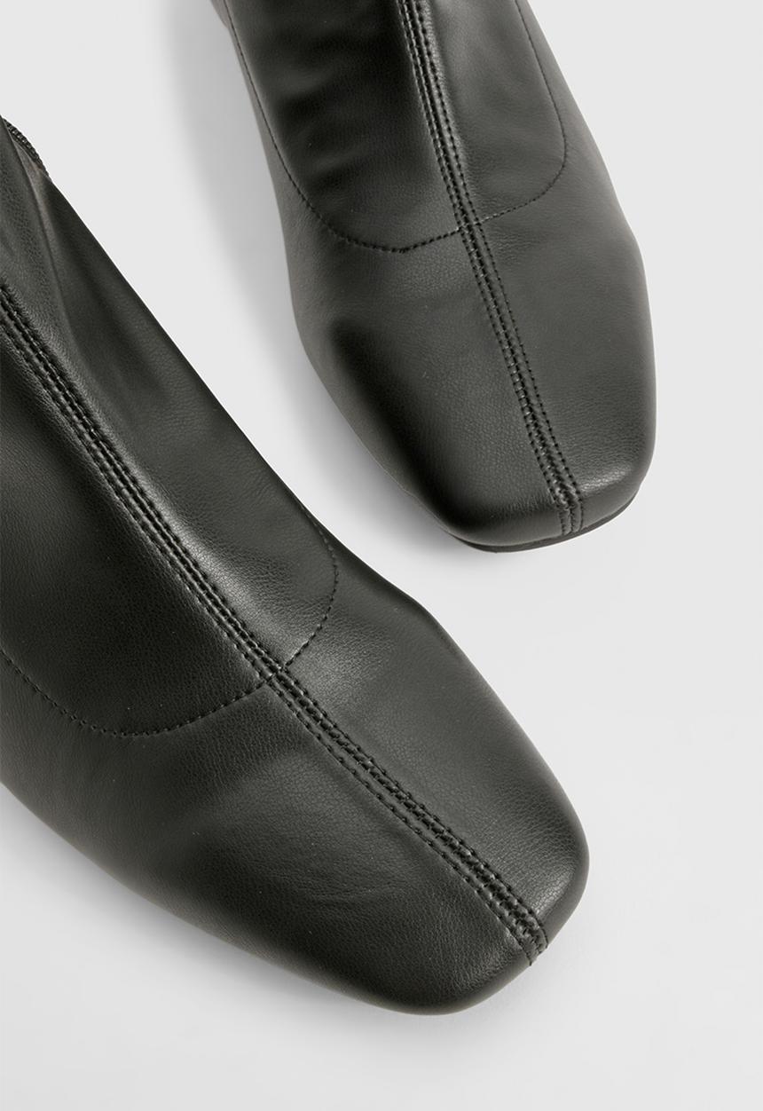 boohoo - Block heel metal detail chelsea boots - black