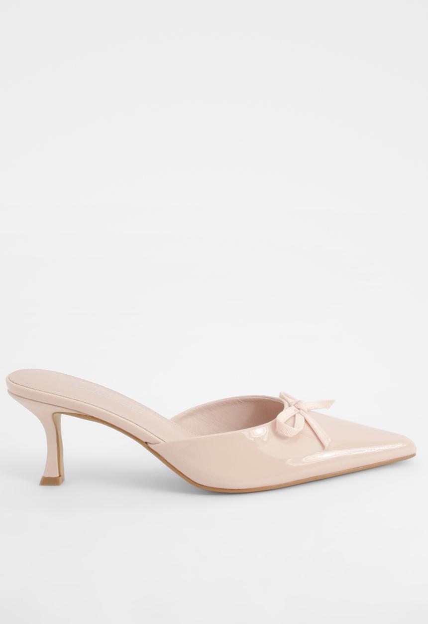 boohoo - Patent bow detail court heels - beige 