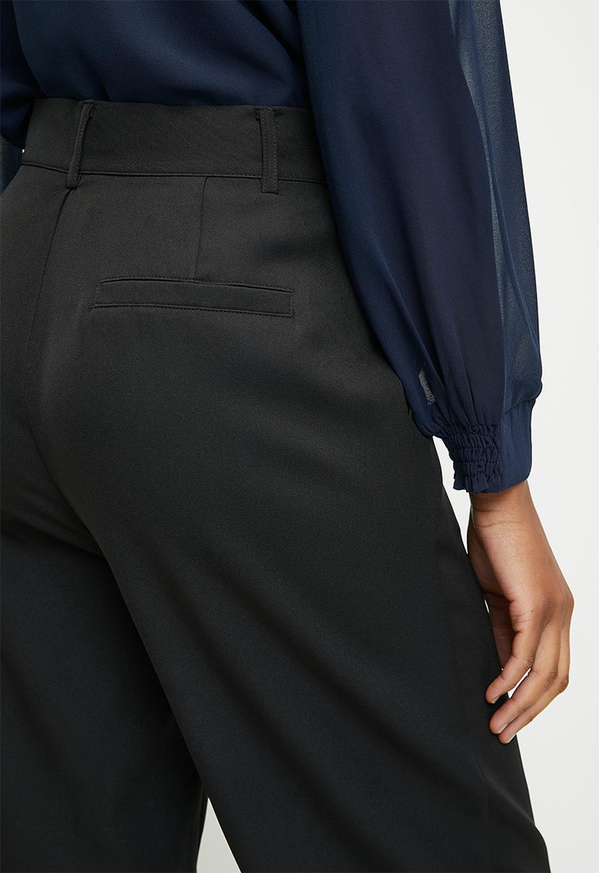Stella Morgan - Straight legged with button pants - Black