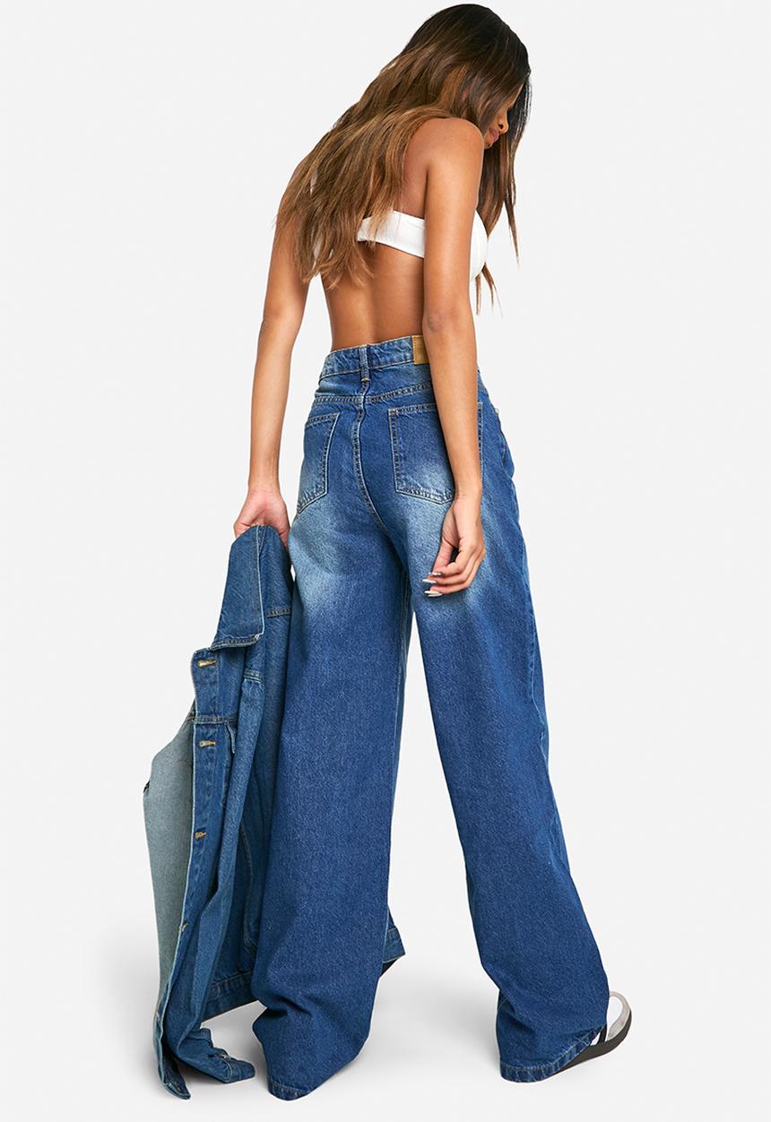 boohoo - Basics 32 Inch Leg High Waisted Super Wide Leg Jeans - Mid Blue