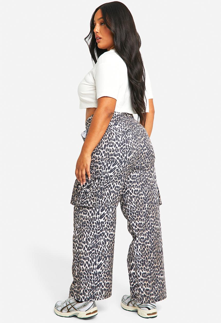 boohoo - Plus Washed Leopard Cargo Trouser - Leopard