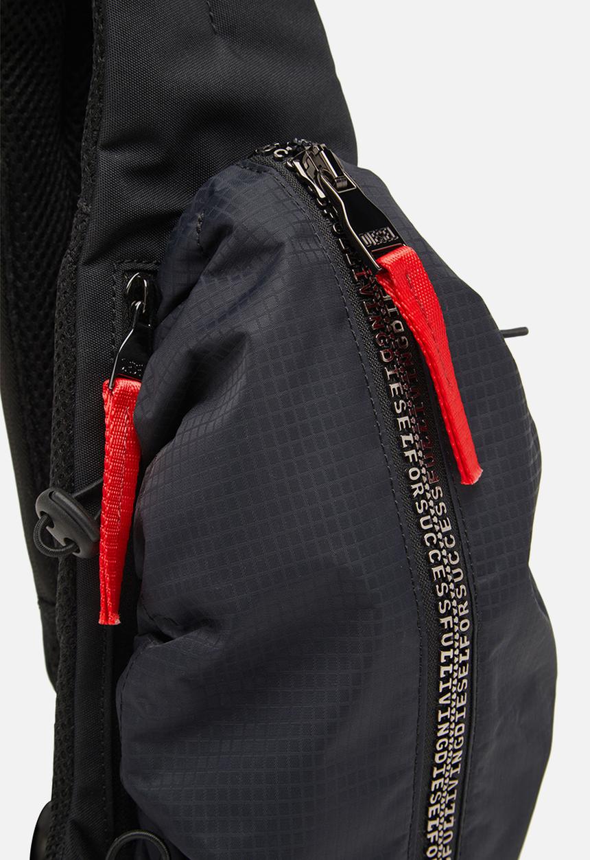 Diesel  - Zip-D Crossbody X - Black