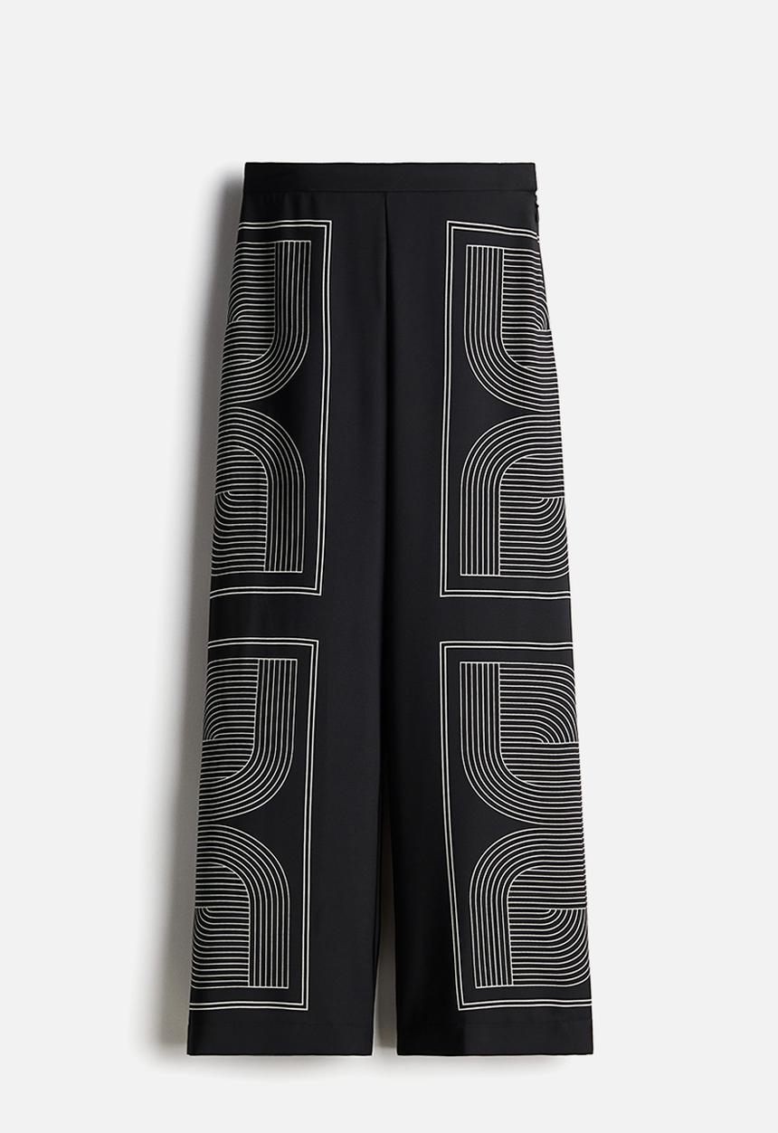 H&M - Wide trousers - black patterned