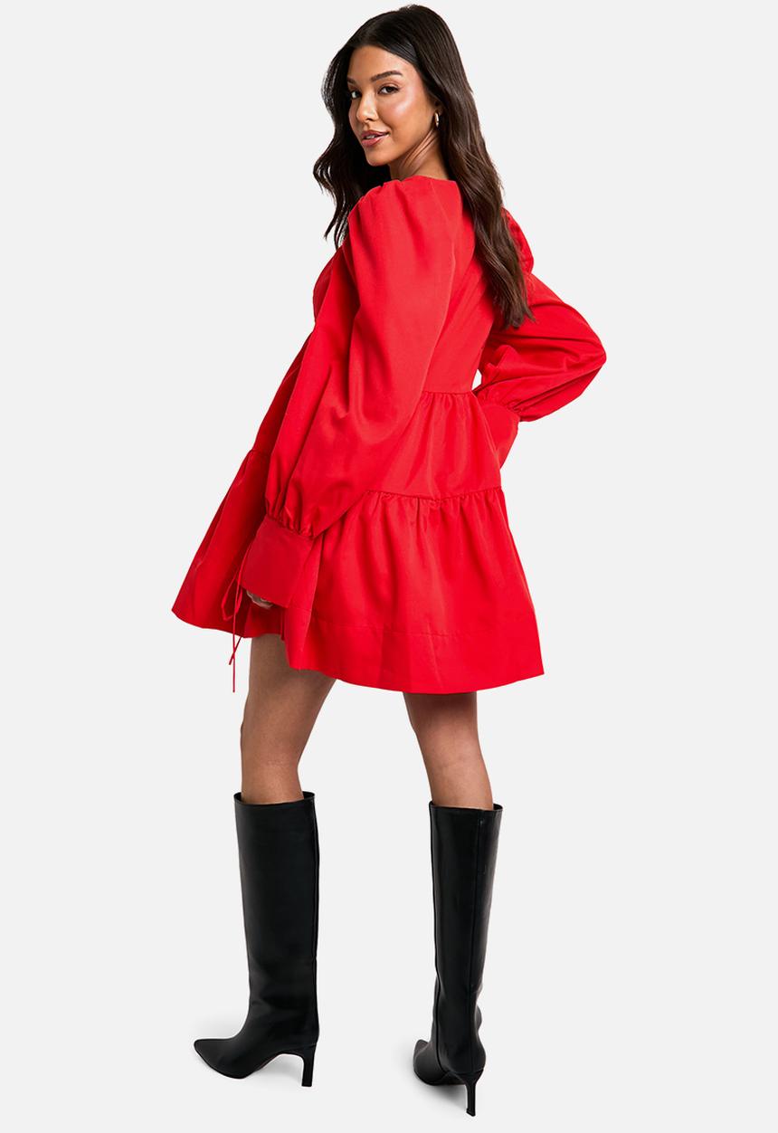 boohoo - Puff Sleeve Tiered Smock Dress - red