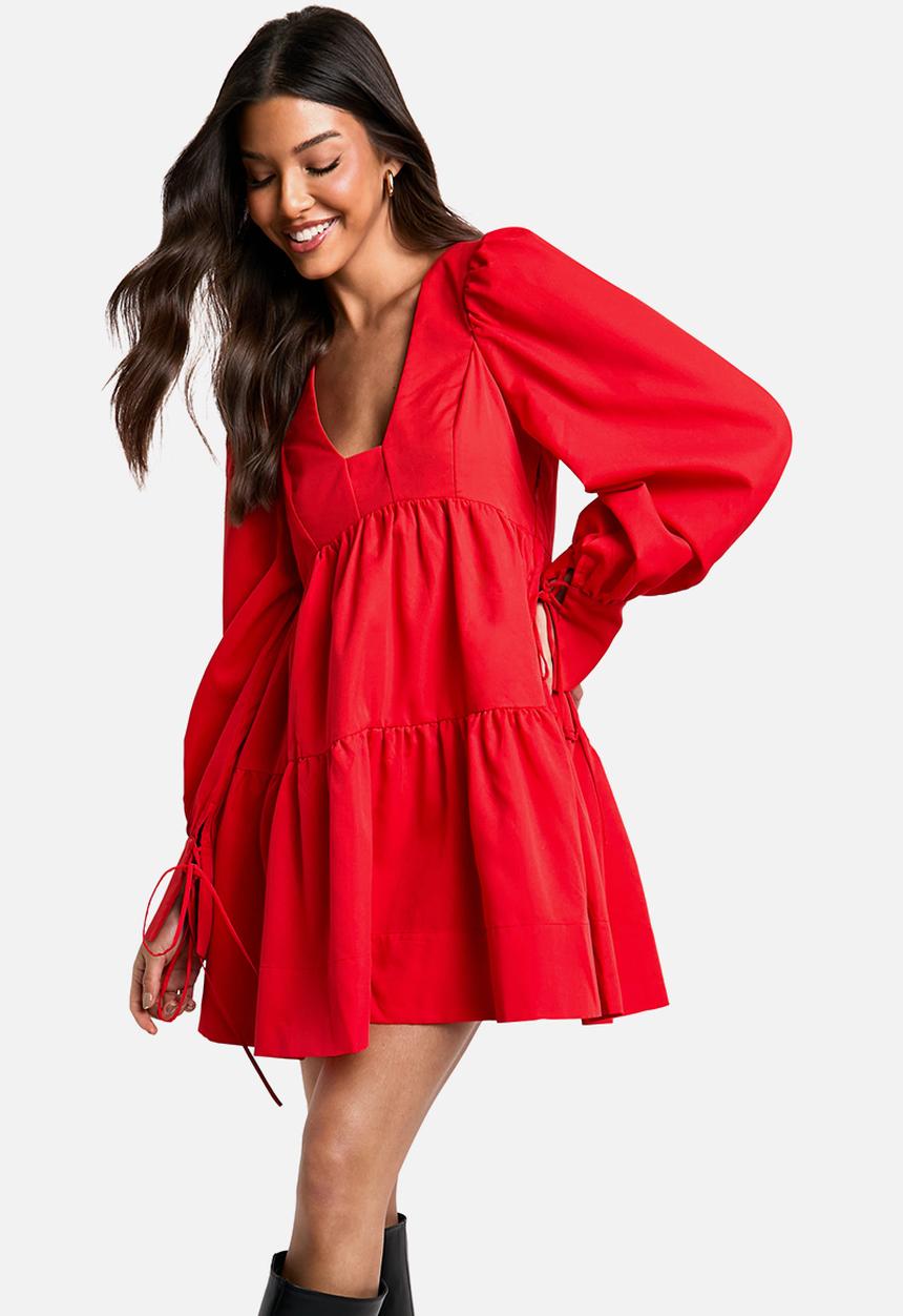 boohoo - Puff Sleeve Tiered Smock Dress - red