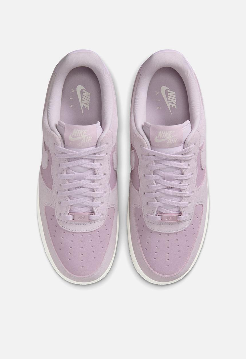 Nike - AIR FORCE 1 '07