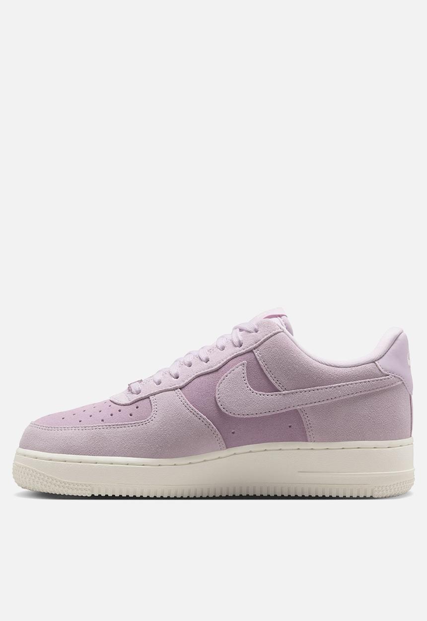Nike - AIR FORCE 1 '07