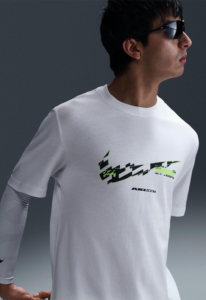 Nike - Elite Entry Running Tee- White
