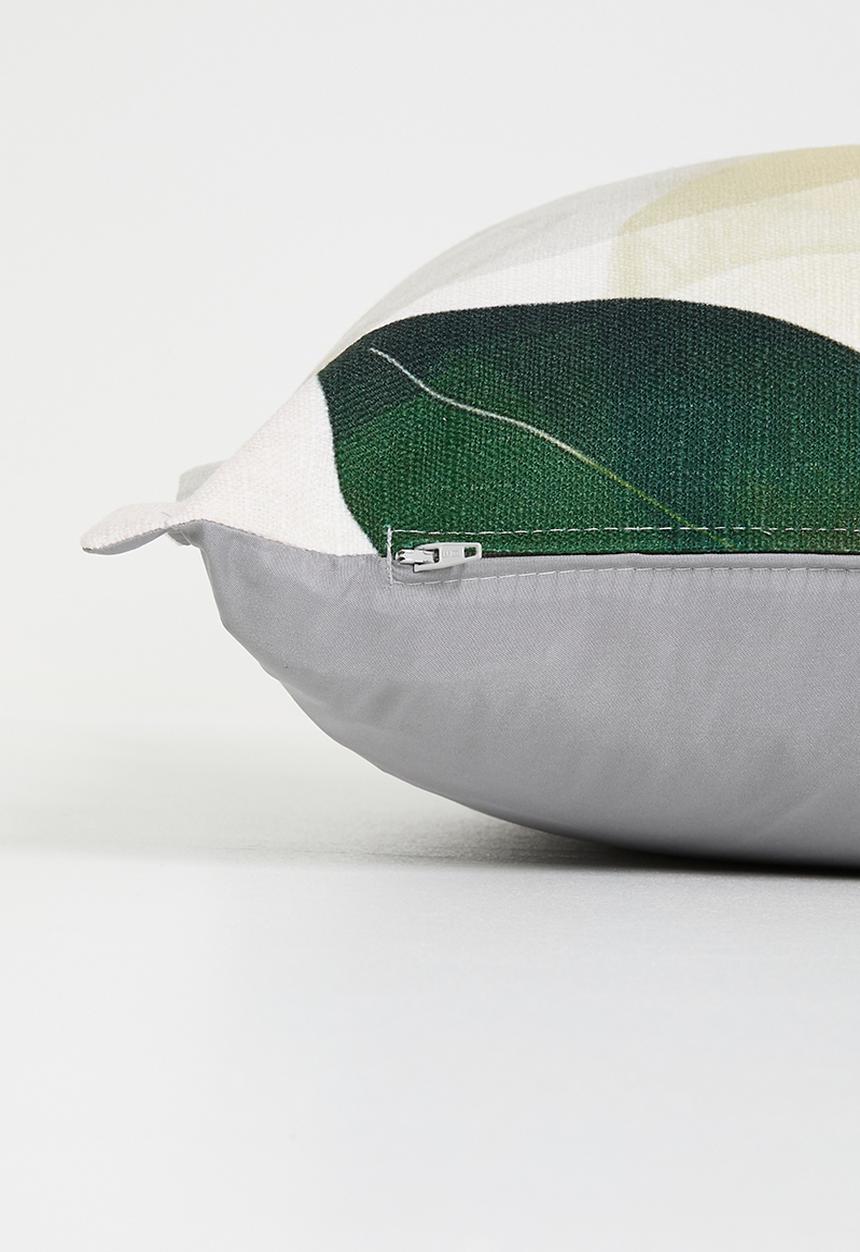 Grey Gardens - Sugar leaf cushion cover - Multi